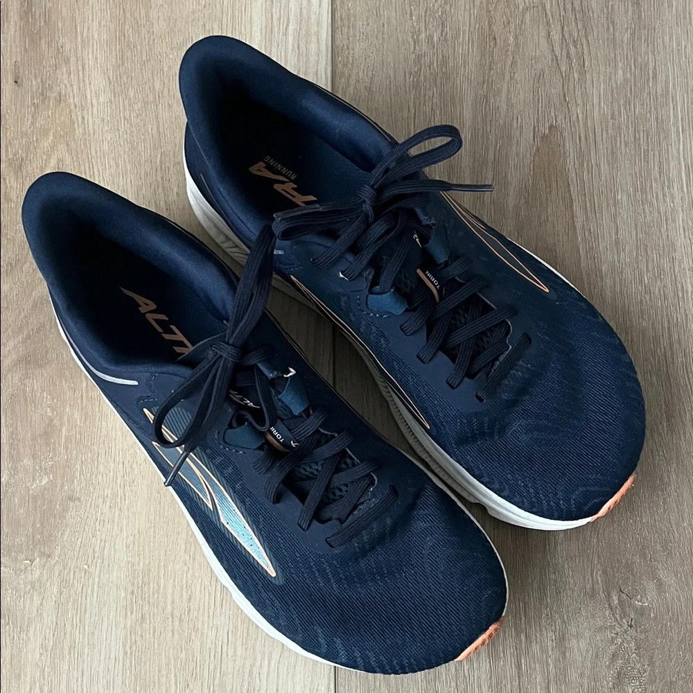 Altra Women's Torin 6 Shoe - Picture 2 of 8